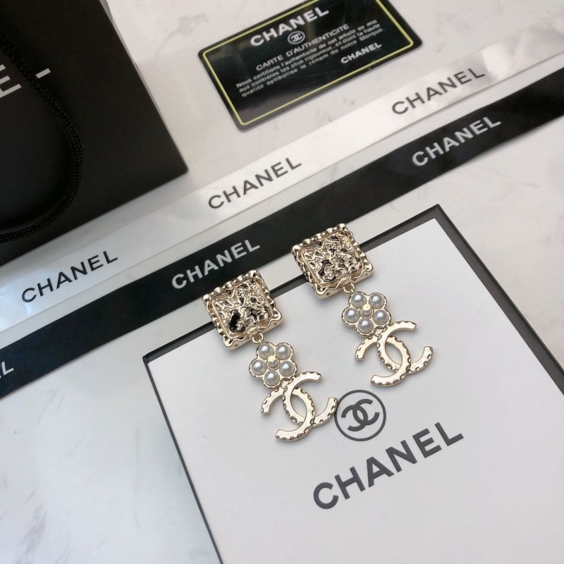 Ch**el earrings